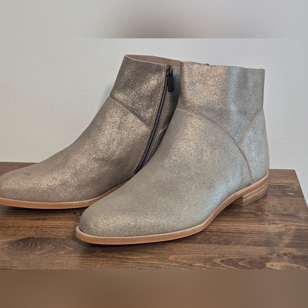 ISOLA Mosina NWOT Ankle Boots Women's Size 10